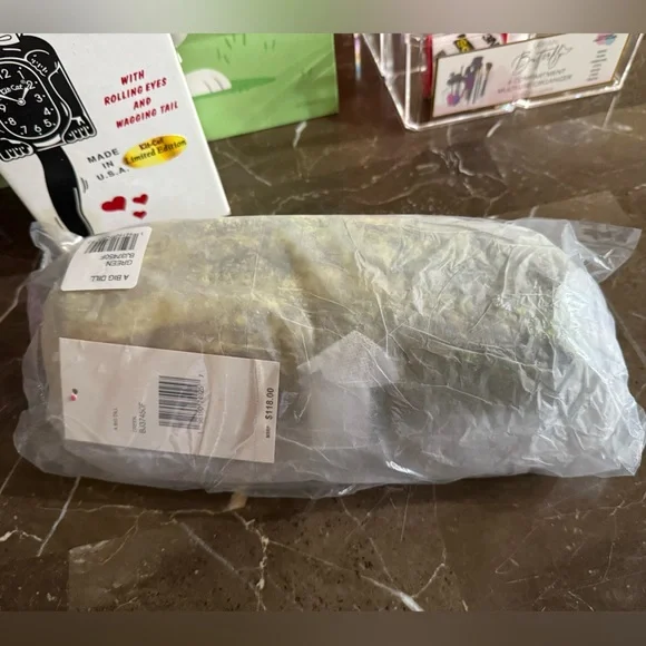 Betsey Johnson A BIG DILL GREEN Pickle Crossbody Bag NWT NEW WITH TAGS KITSCH - Picture 9 of 9